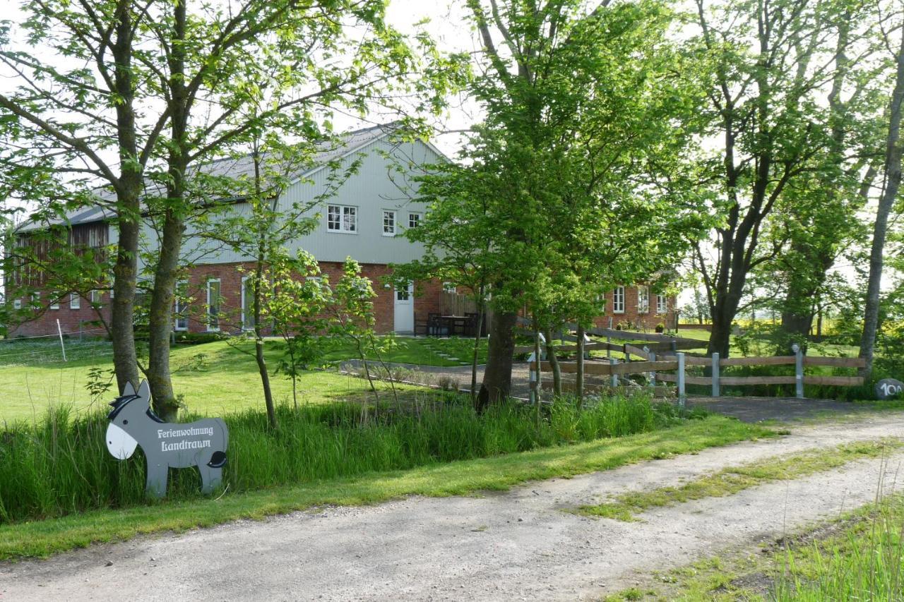 Ferienwohnung Landtraum Кланксбюл Екстериор снимка